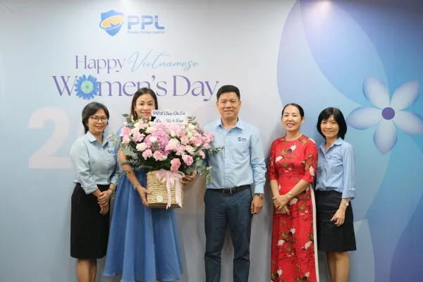 #VietnameseWomensDay | Tỏa sáng theo cách riêng – Tôn vinh những gam màu của người phụ nữ Việt