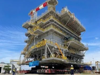 PPL vận chuyển và hạ thủy thành công trạm biến áp gần 4.000 tấn do Tổng thầu PV Shipyard chế tạo 3