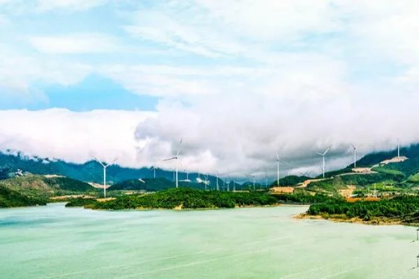 “Thủ phủ” điện gió Tây Quảng Trị - Phát huy tiềm năng đặc trưng vùng “đất lửa”