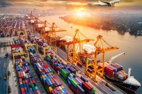 Đổi mới hoạt động dịch vụ logistics là yếu tố “vàng” thúc đẩy xuất khẩu
