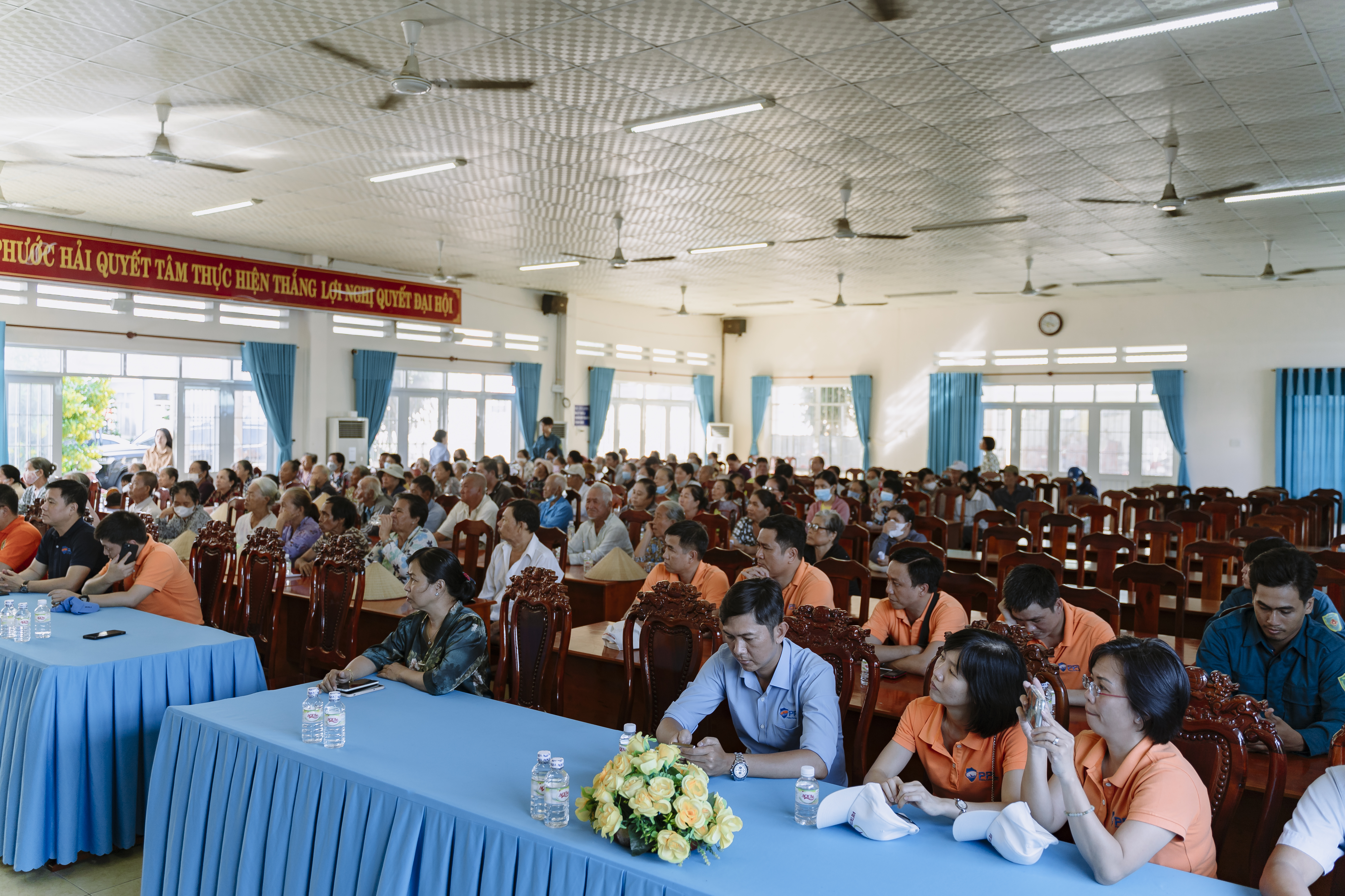 TRAO%20QUA%CC%80%20TT%20%2864%29