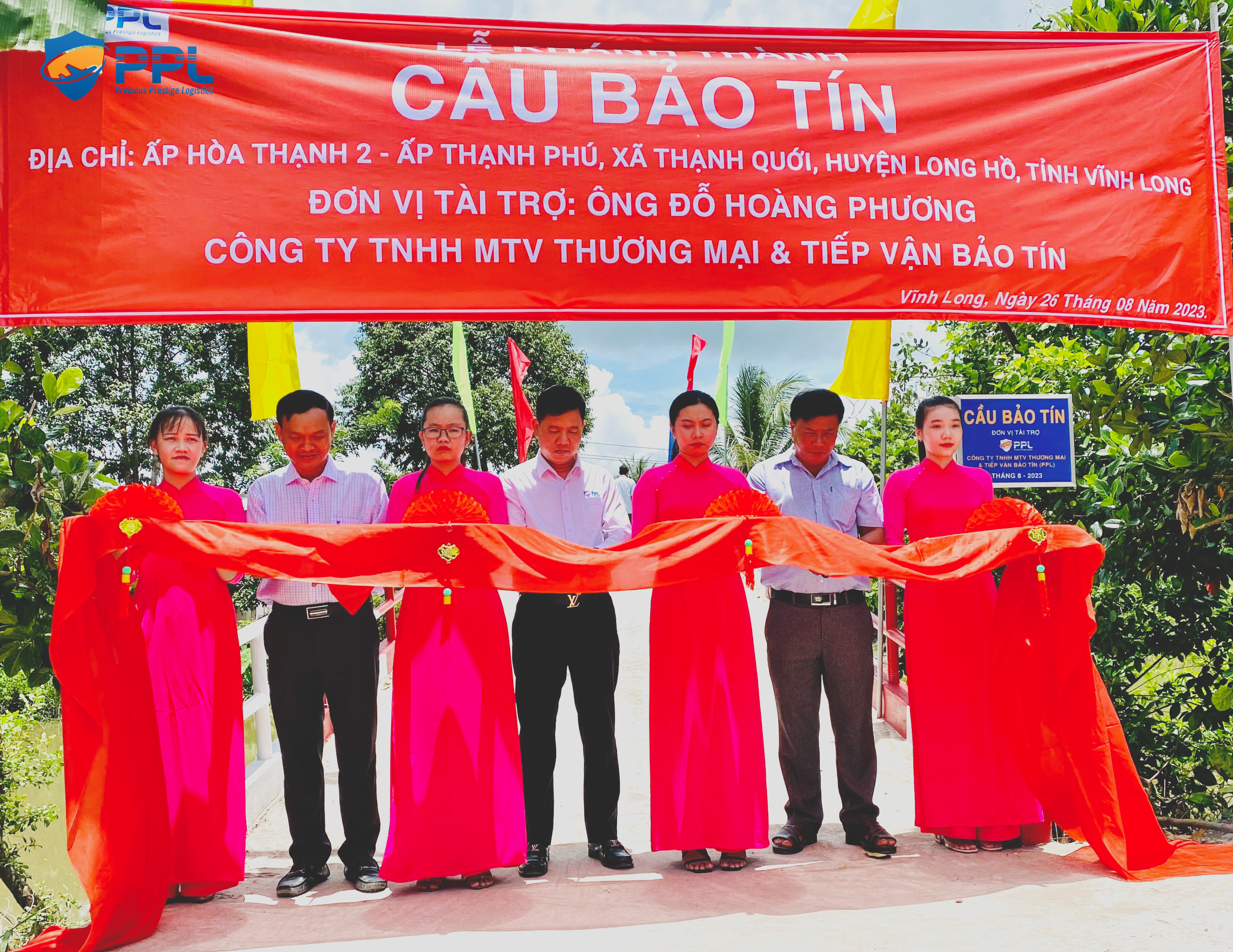 z4637590242433_8bc5f6a850033405c5c971ba85db2fdf