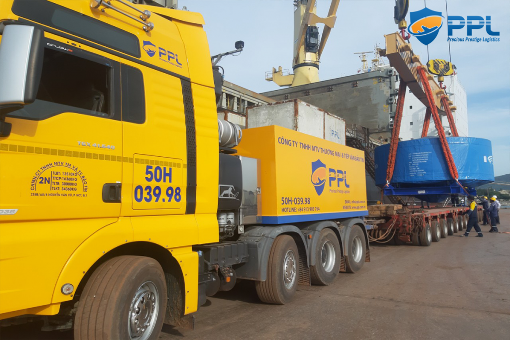 giai-phong-hang-sieu-trong-may-phat-dien-gio-tu-tau-xuong-cau-cang