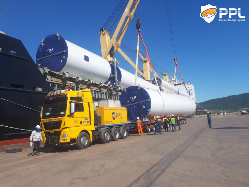 Giai-phong-tau-nhanh-tai-cang-Hon-La-1024x768