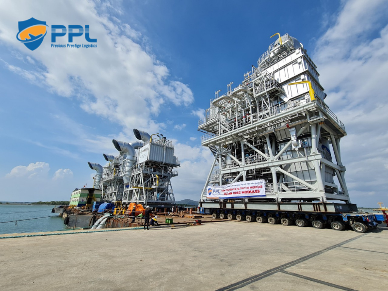 Heavy Equipment Launching & Handling (Load-in / Load-out)