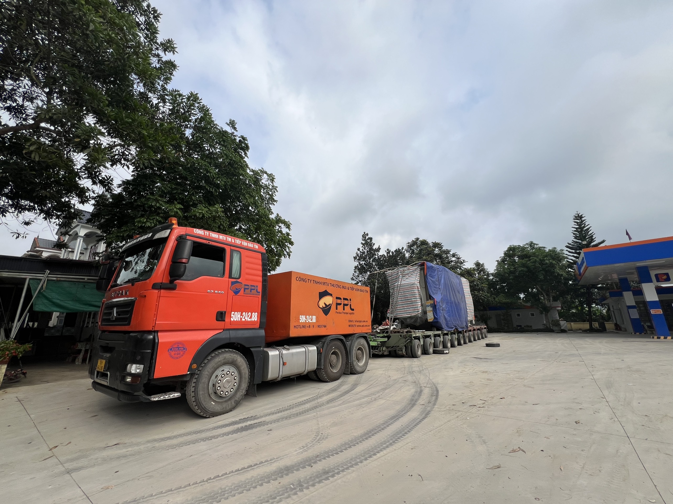 z5489655793663-76c2c9bf8196699066c4f0d14bbc870e