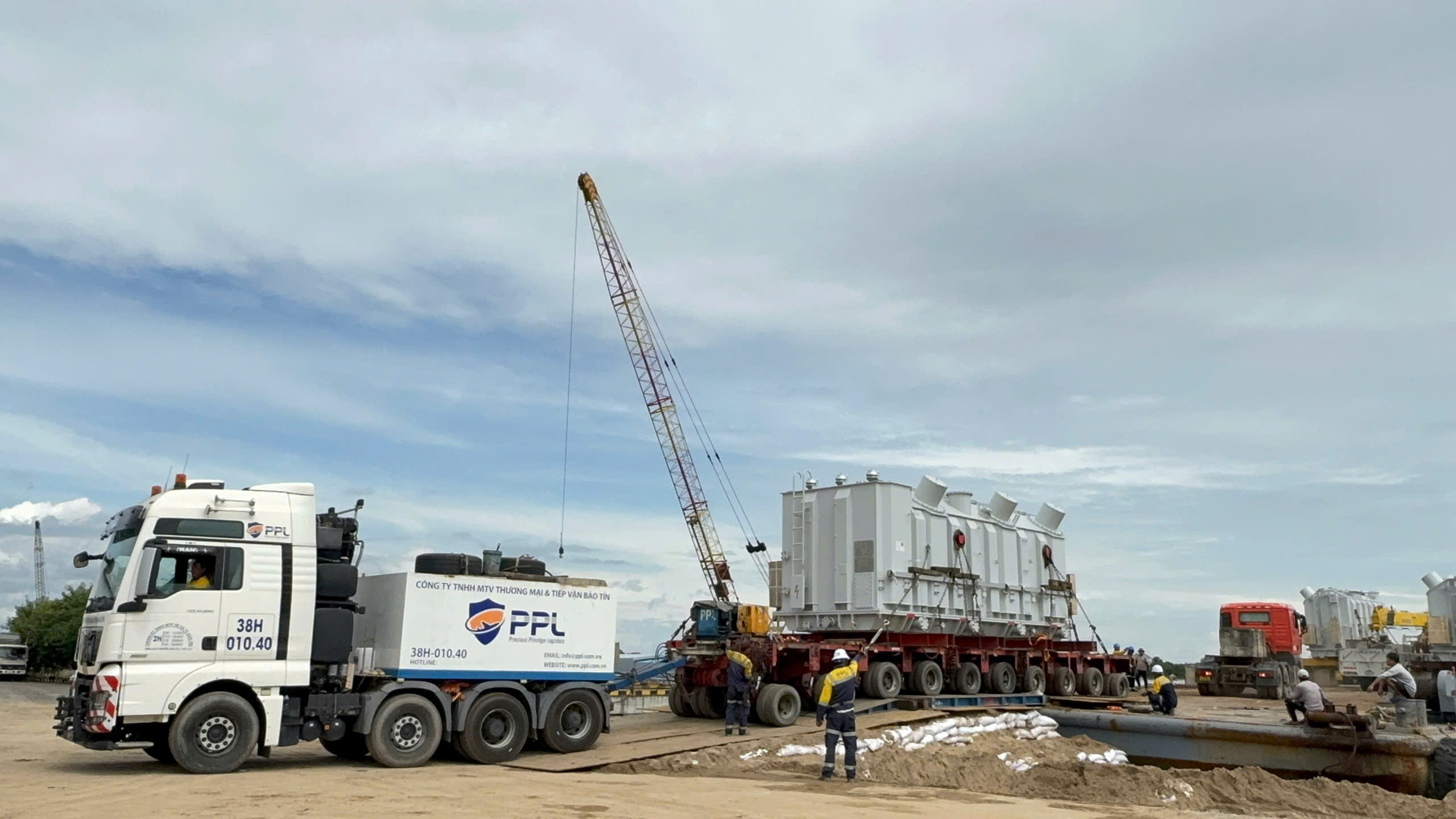 Transformer transportation