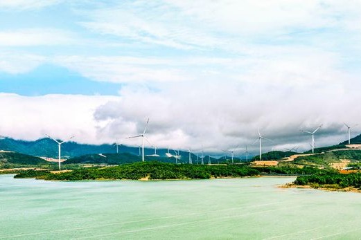 “Thủ phủ” điện gió Tây Quảng Trị - Phát huy tiềm năng đặc trưng vùng “đất lửa”