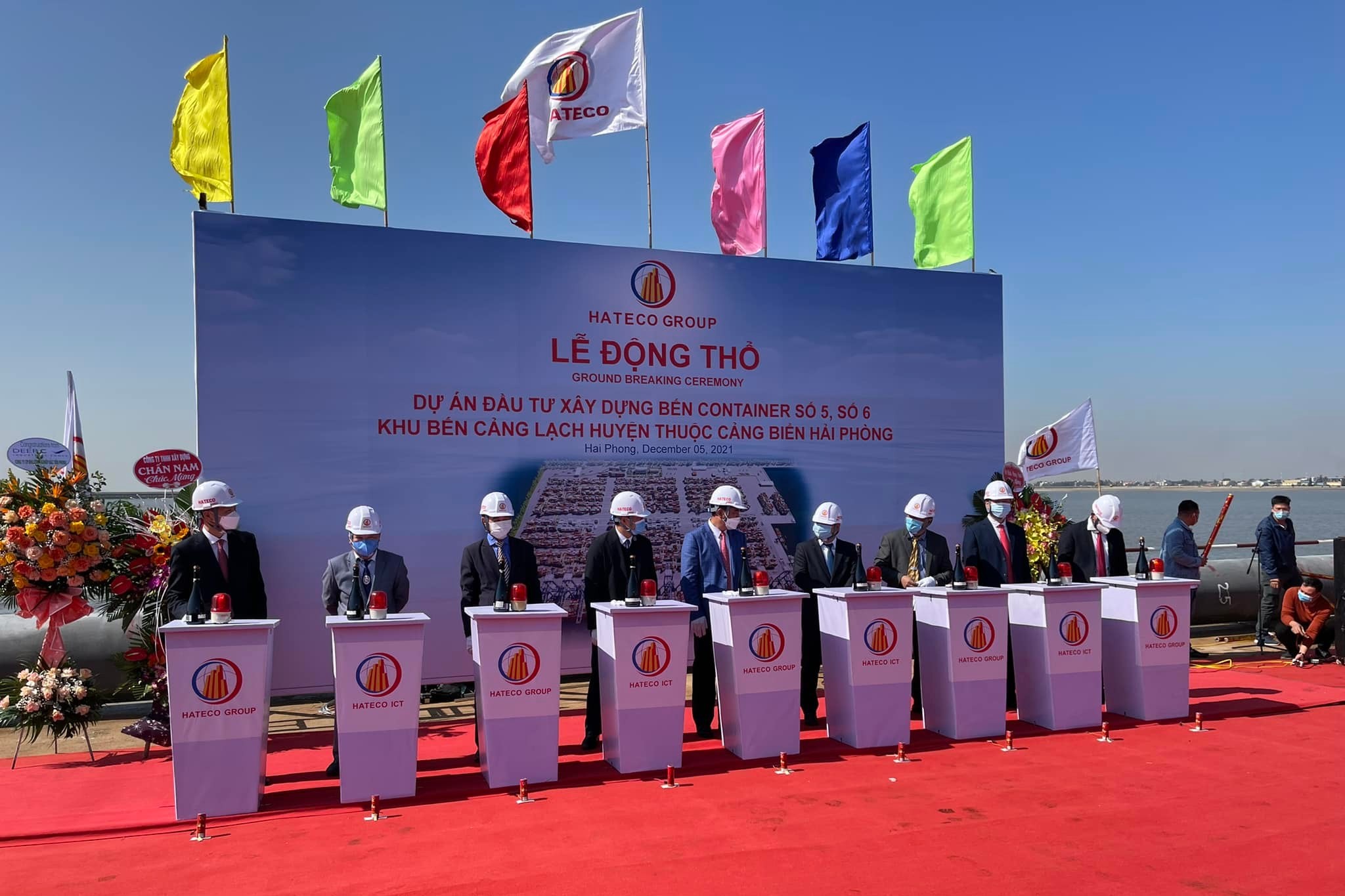 Tiến hành khởi công bến số 5, 6 cảng Lạch Huyện trong năm 2022