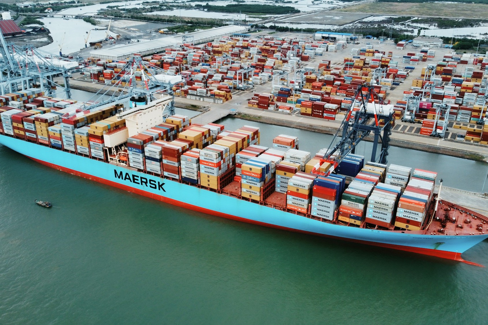 Nghiên cứu đề xuất giảm phí, lệ phí do ảnh hưởng giá nhiên liệu