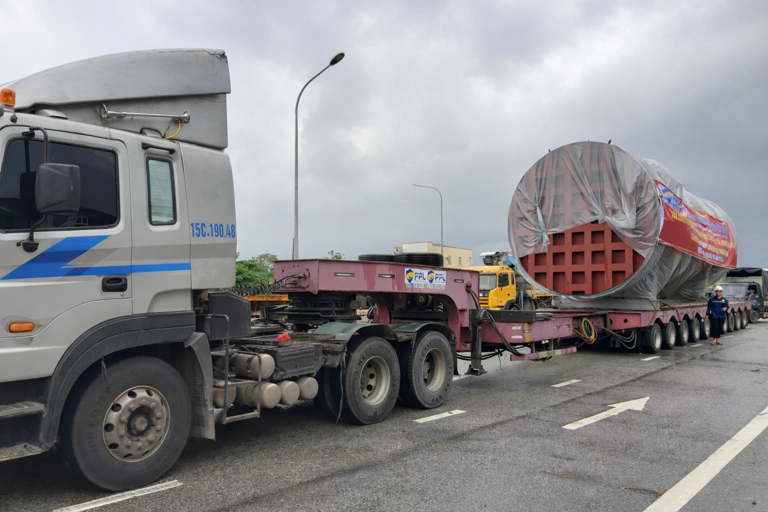 van-chuyen-di-doi-nha-may