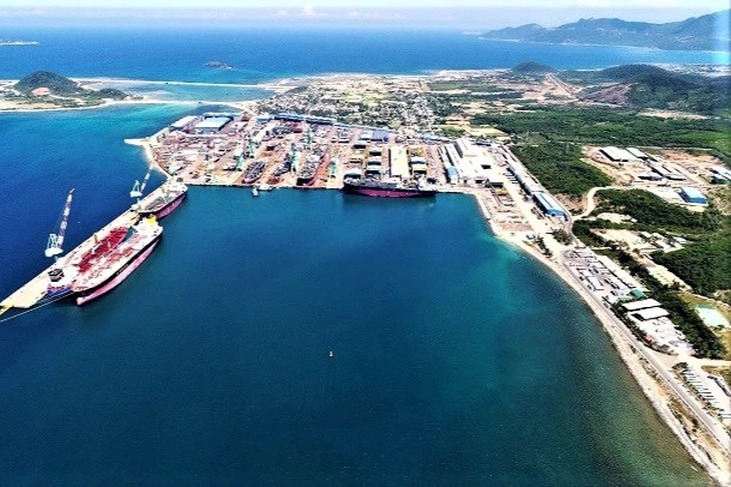 Khánh Hòa xây dựng cảng biển hướng tới trung tâm logistics và trung chuyển quốc tế