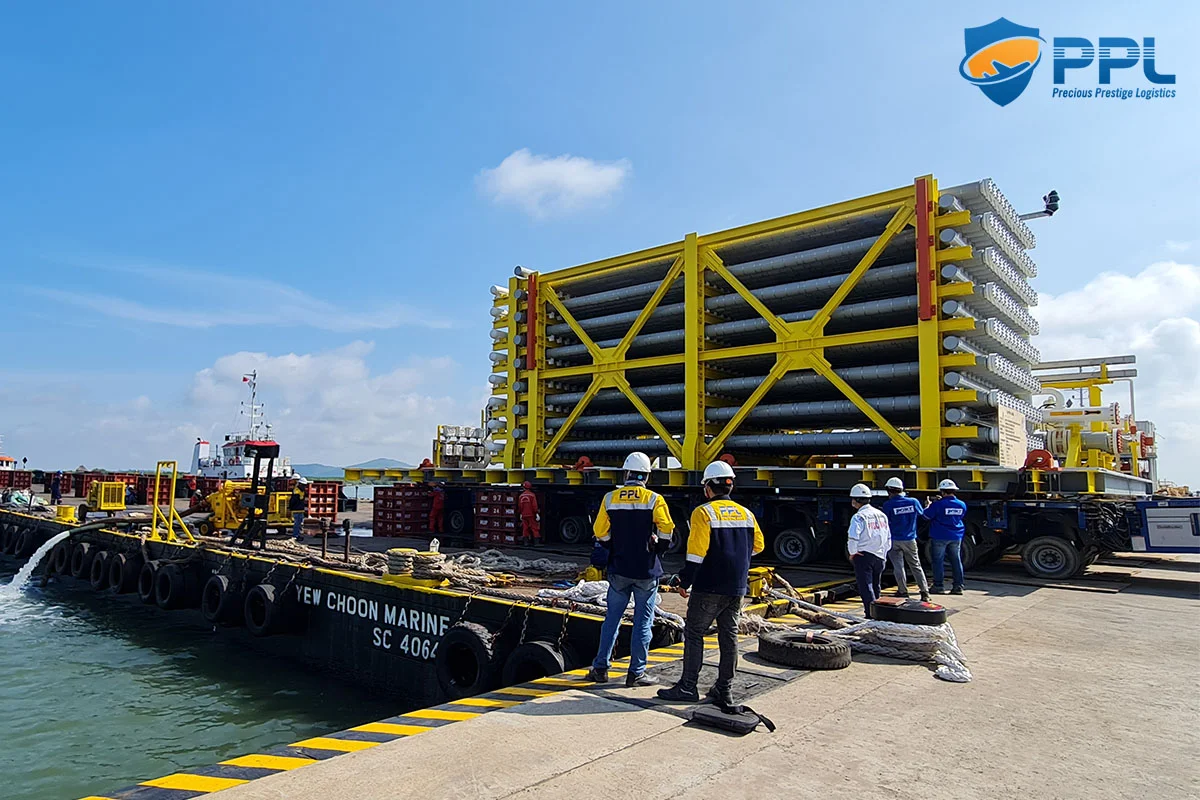 ha-thuy-cau-kien-dau-khi-len-sa-lan