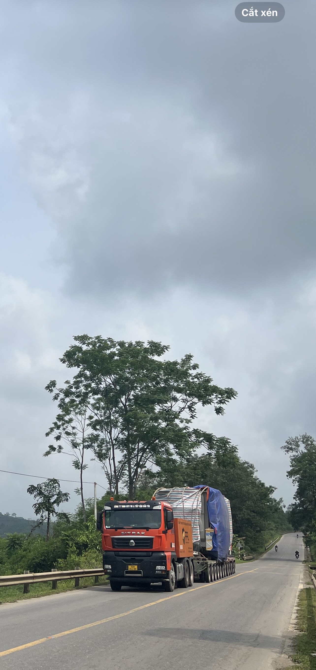 z5490012587611-6d1e60534fac51e6bd15ef566b543dfe