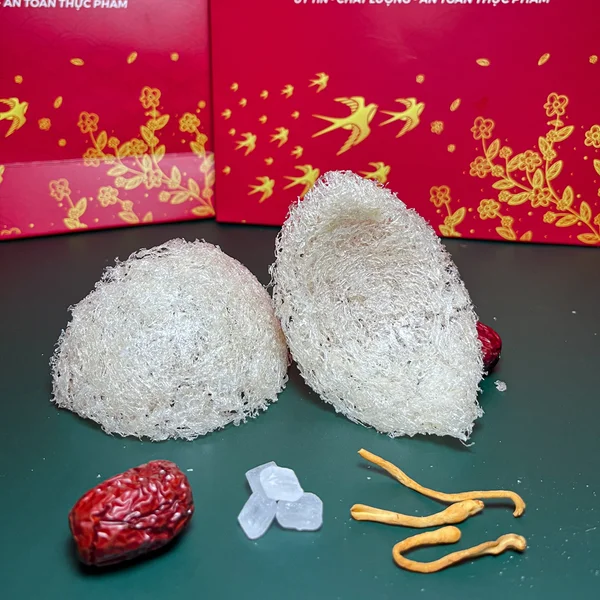 12_fcc7242eb6e4447e9e8c0600d993fea6_grande