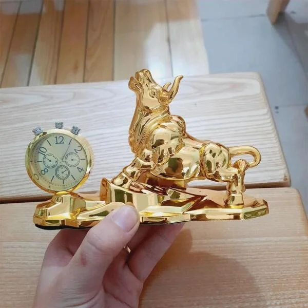 Tượng Trâu Vàng Để Taplo Ô Tô May Mắn Và Tài Lộc slide 3