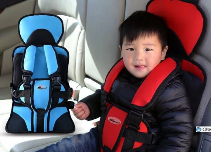 Ghế Ngồi Ô Tô Cho Bé Có Đai An Toàn