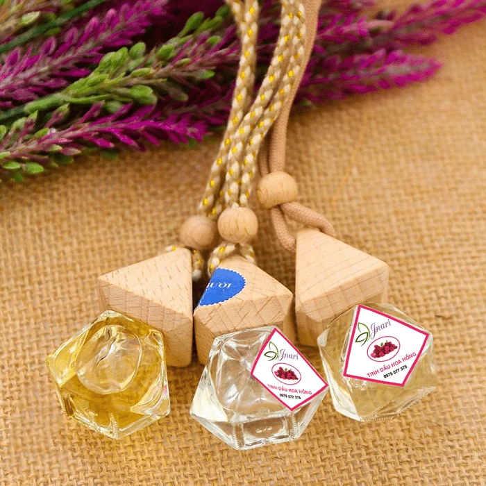 Tinh Dầu Treo Xe Ô Tô Hương Tự Nhiên
