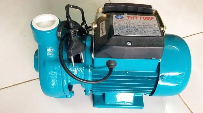 Máy bơm bồn nước