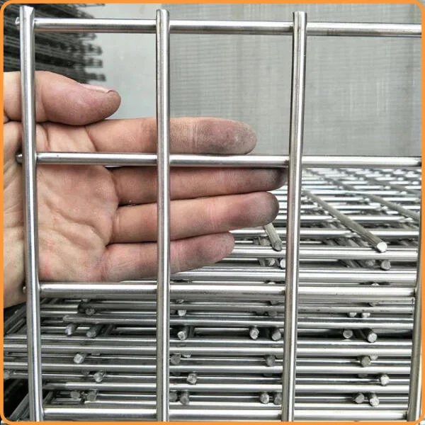 Hàn chập inox
