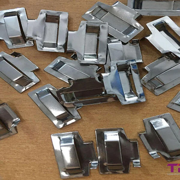 Giá Khóa đai inox