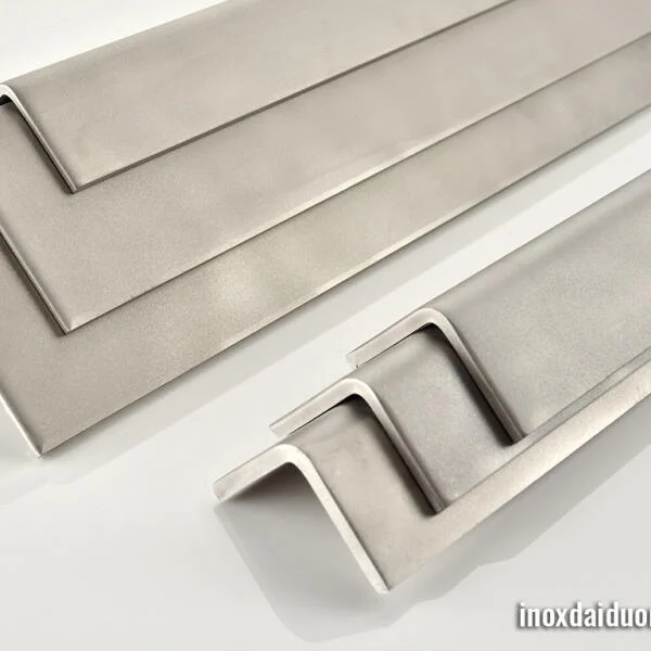 Thanh inox chữ V