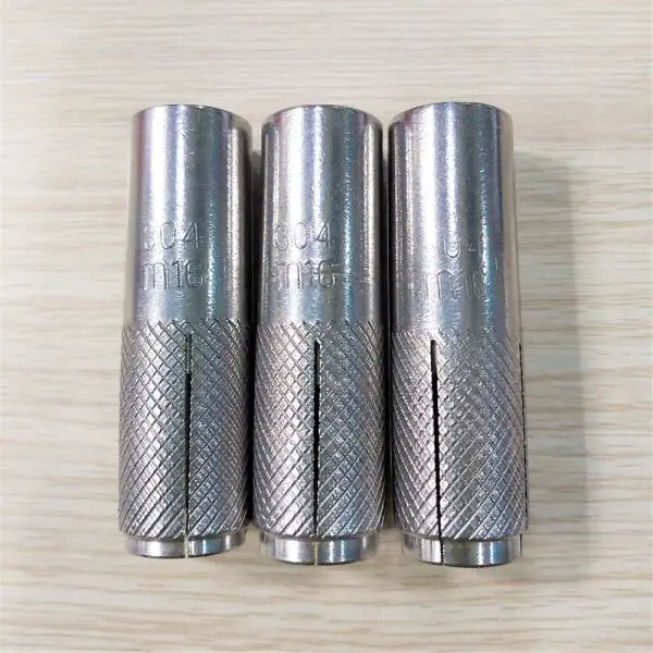 Tắc kê đạn inox