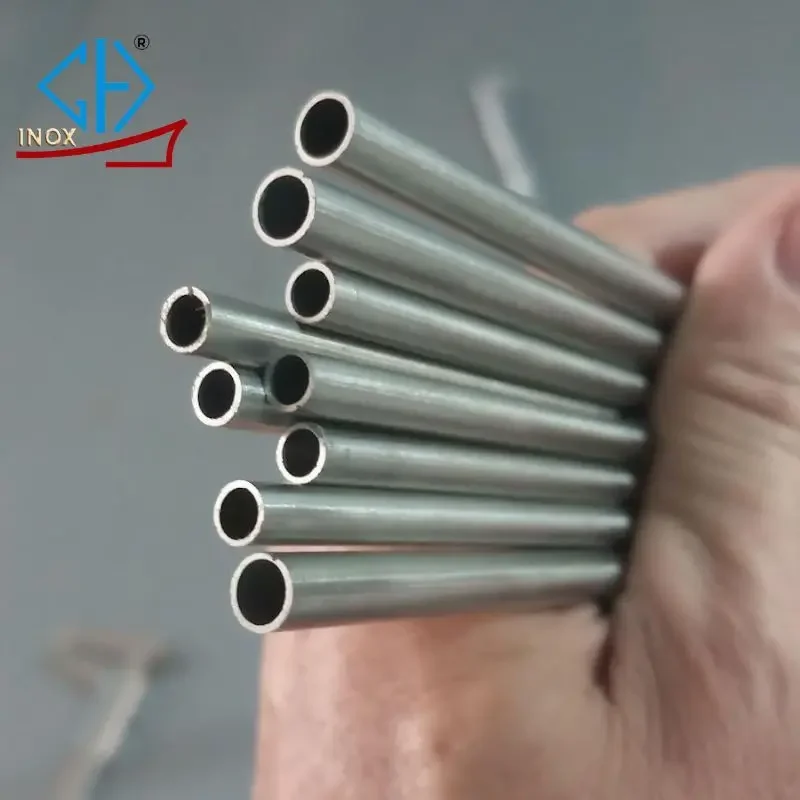 Ống inox loại nhỏ là một phụ kiện quan trọng