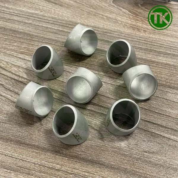 Hãy liên hệ với chúng tôi để tìm hiểu thêm về các loại Chếch inox