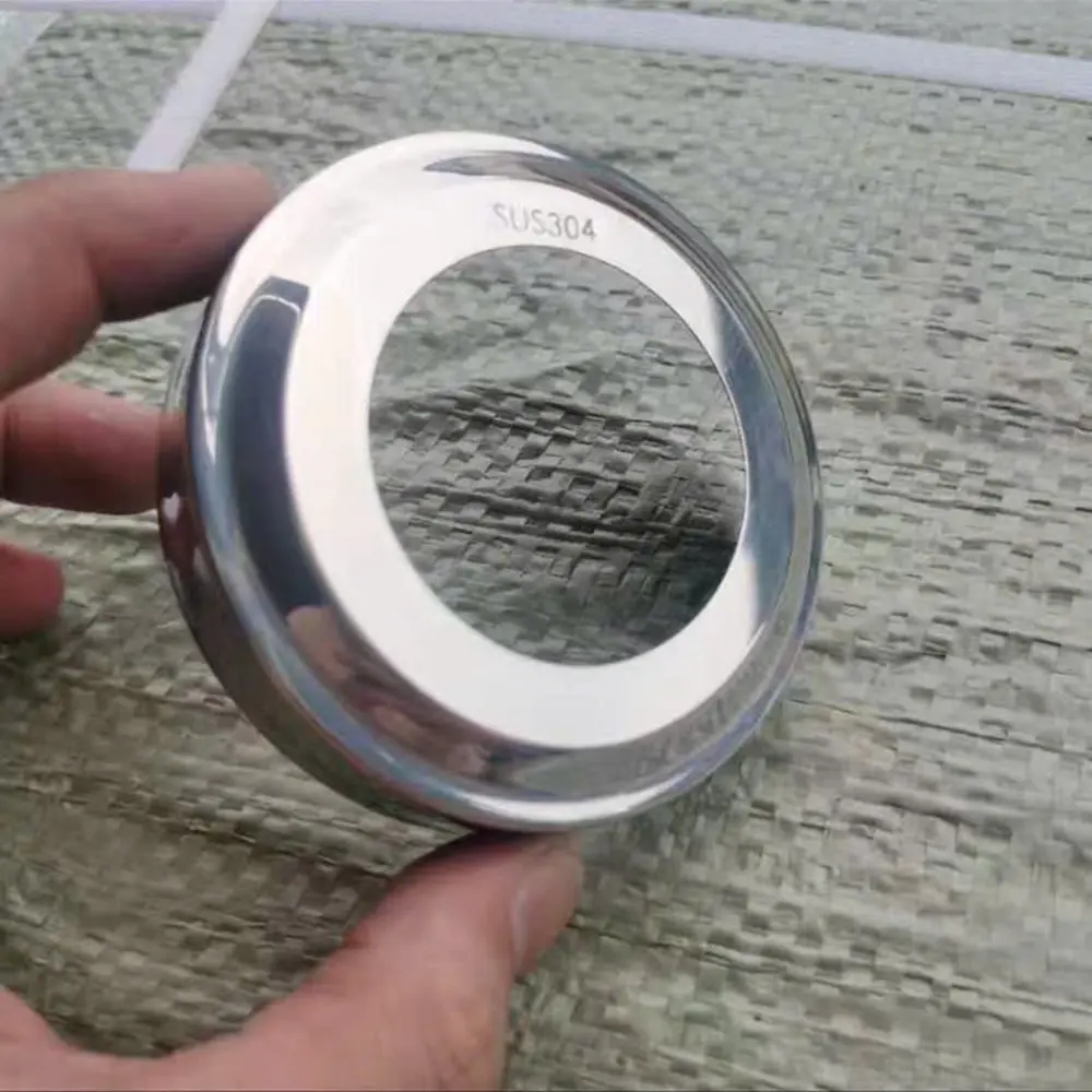 chụp chân ống inox