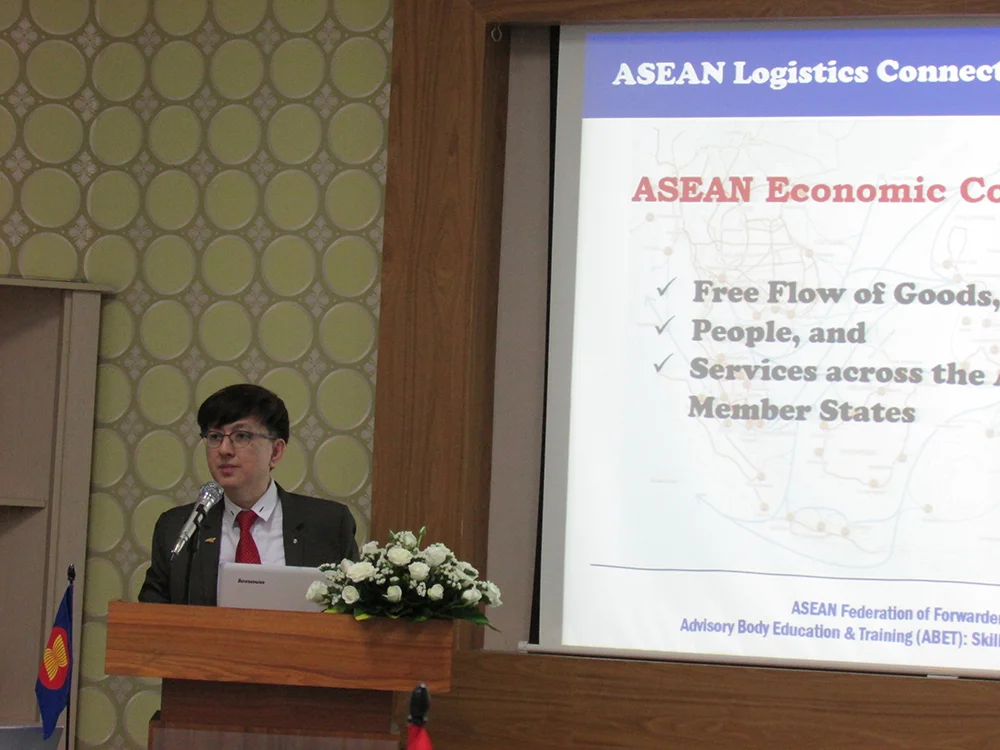 Hội thảo “Đào tạo nguồn nhân lực logistics tiêu chuẩn AFFA”