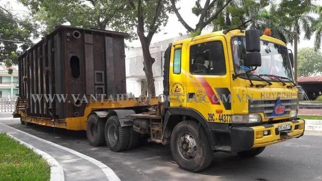 Transporting transformer casings to Dong Anh Electrical Equipment Factory.