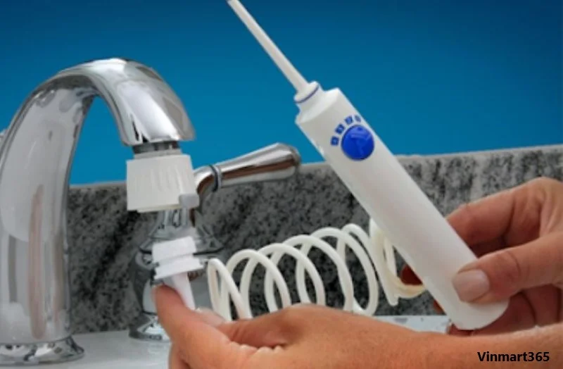 vệ sinh máy tăm nước đúng cách