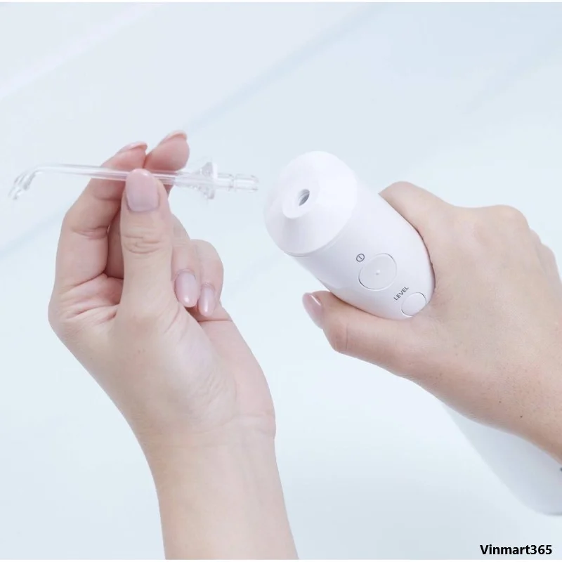 Máy tăm nước Panasonic EW-DJ54 sử dụng công nghệ tia nước sóng âm