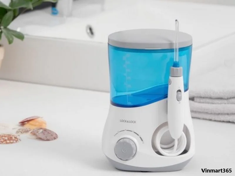 Máy tăm nước Lock&Lock ENR111BLU