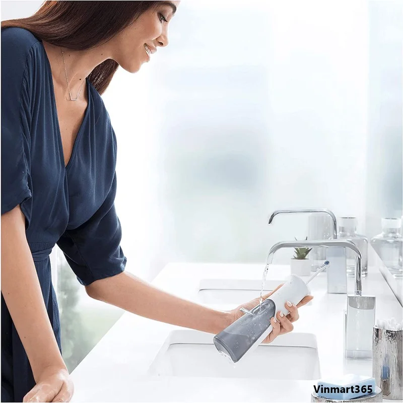 tim-hieu-may-tam-nuoc-oral-b-aquacare-6-chi-tiet-tu-a-z5