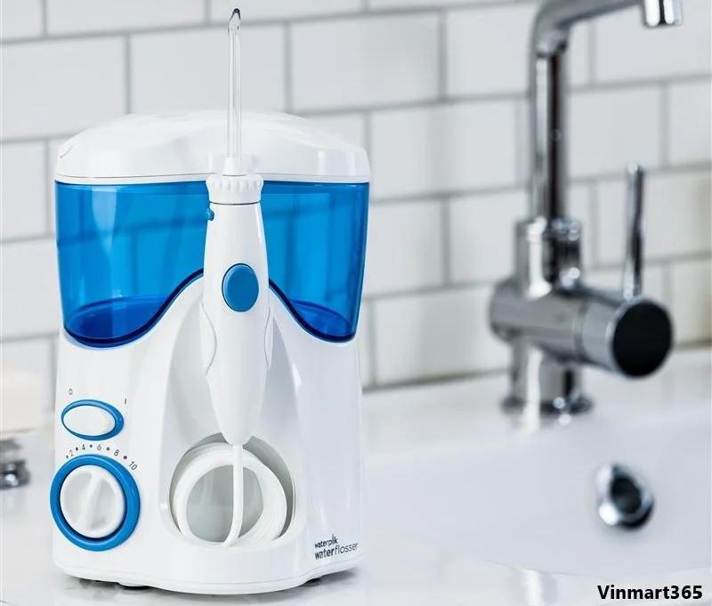 Kiểu dáng và chất liệu của Waterpik Ultra WP-100