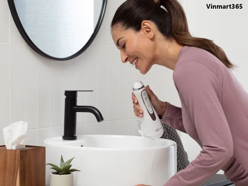 Máy tăm nước Waterpik WP-560 tiện lợi và linh hoạt
