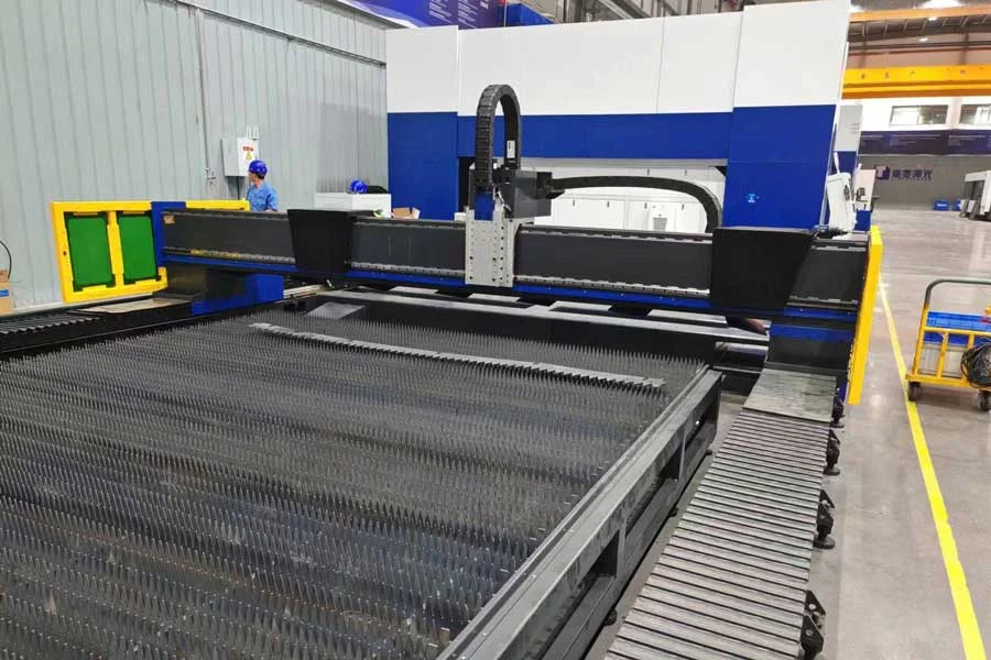 MÁY CẮT LASER FIBER BRUCO