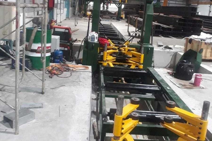 MÁY ĐÍNH GÁ DẦM H THÔNG MINH BZJ2000-S1 PLUS