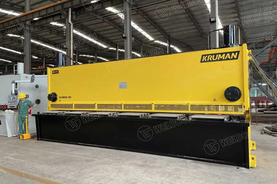 Máy xén tôn thủy lực Kruman CLS6016-NC