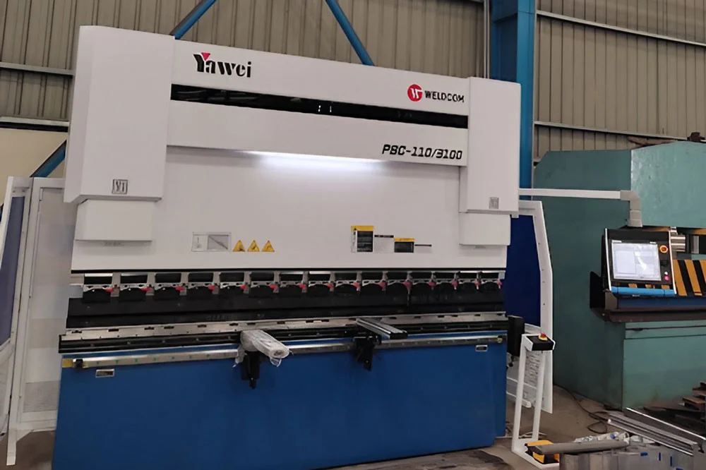 MÁY CHẤN GẤP TÔN CNC YAWEI PBC SERIES