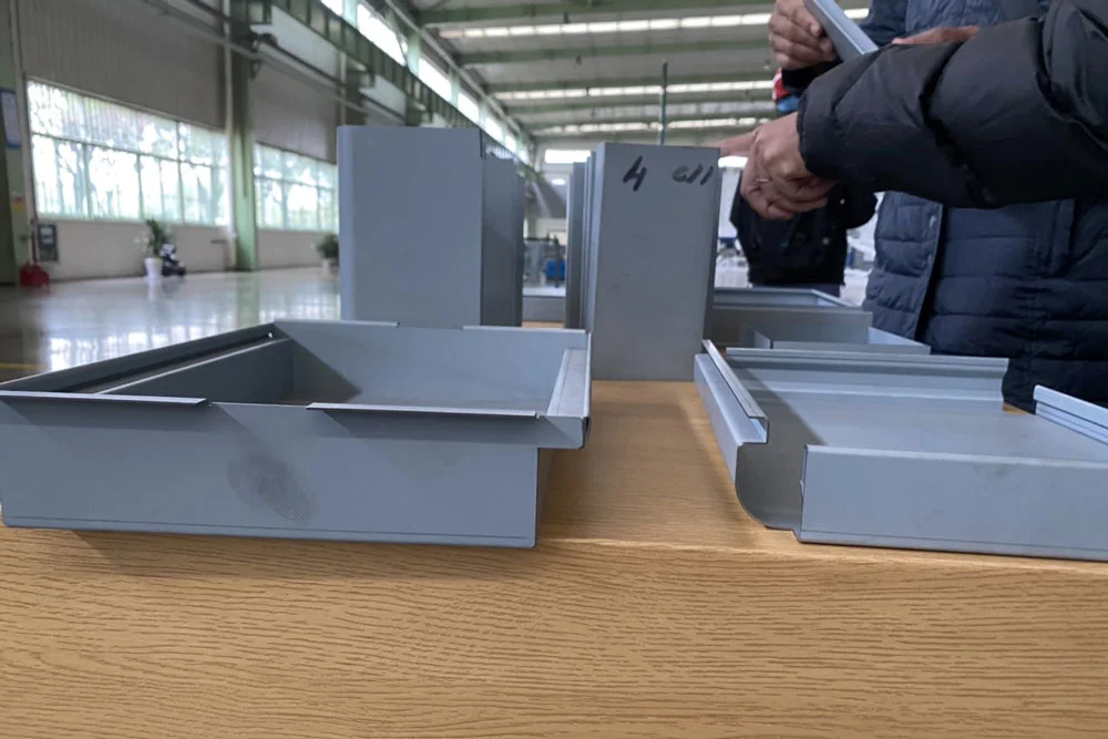 MÁY GẤP TÔN TỰ ĐỘNG FBA YAWEI