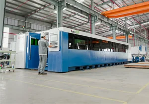 Thiết bị gia công tấm