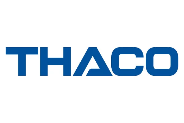 khach-hang-mua-may-xa-ton-thaco