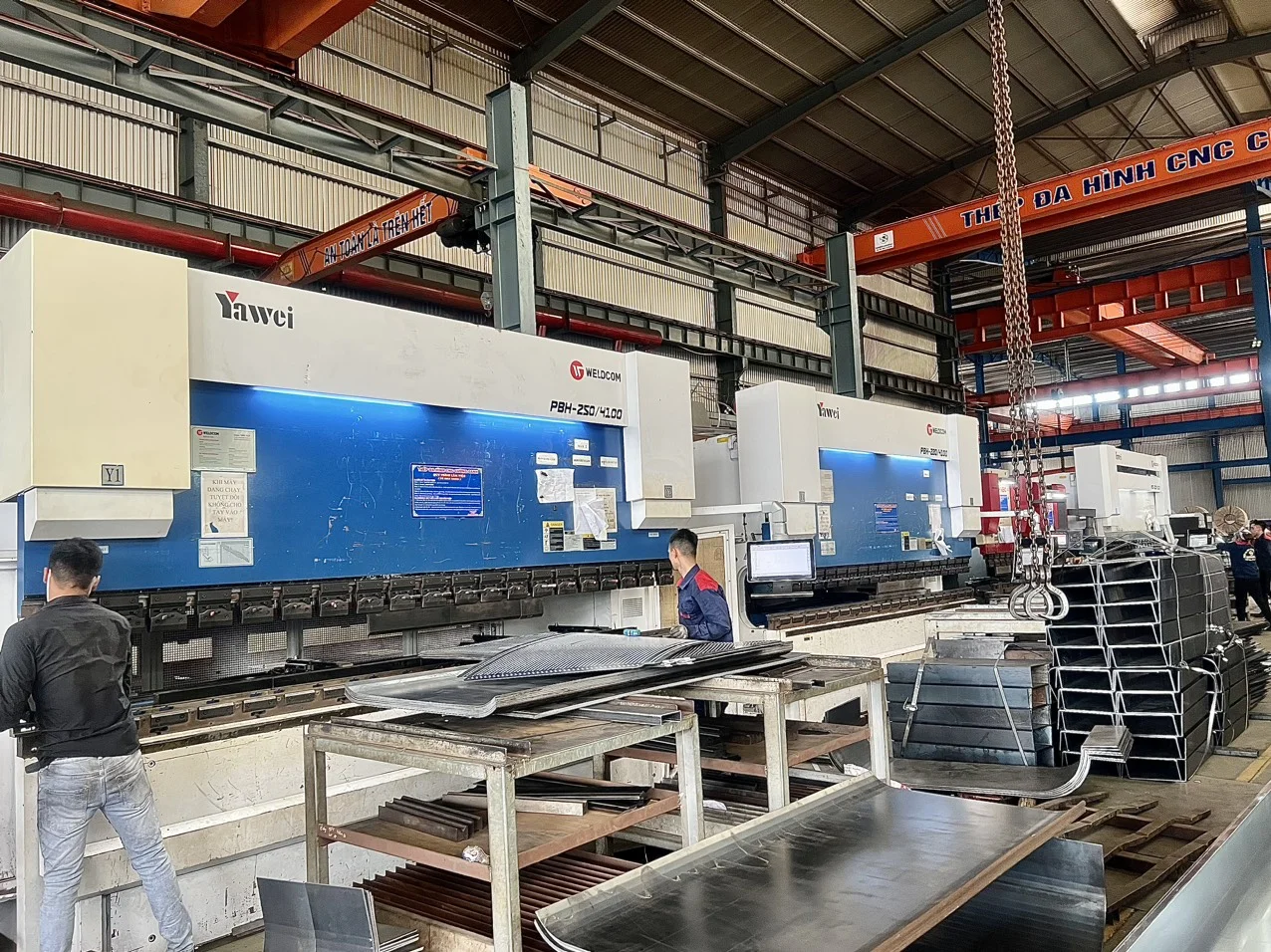 BÁO GIÁ MÁY CHẤN CNC