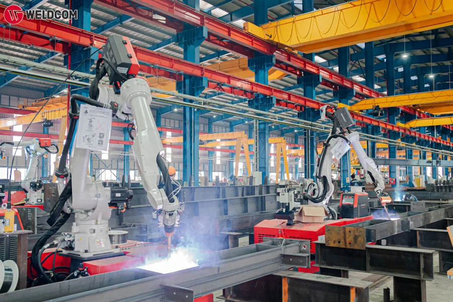 robot-han-laser-2