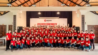 SALE &amp; SERVICE MEETINGDAY 2 MIỀN NAM-BẮC: BÙNG NỔ NĂNG LƯỢNG VÀ LAN TỎA ĐAM MÊ