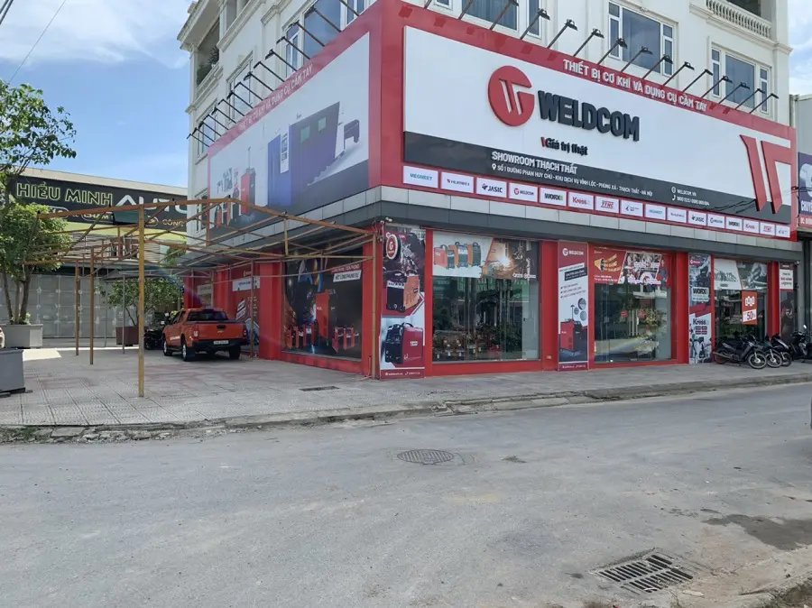 weldcom-thach-that-don-dau-xu-the-cua-hang-tien-ich-co-khi-hua-hen-mang-den-nhieu-bat-ngo-cho-khach-hang-1 weldcom-thach-that-don-dau-xu-the-cua-hang-tien-ich-co-khi-hua-hen-mang-den-nhieu-bat-ngo-cho-khach-hang-1