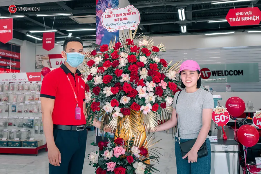 weldcom-thach-that-don-dau-xu-the-cua-hang-tien-ich-co-khi-hua-hen-mang-den-nhieu-bat-ngo-cho-khach-hang-3 weldcom-thach-that-don-dau-xu-the-cua-hang-tien-ich-co-khi-hua-hen-mang-den-nhieu-bat-ngo-cho-khach-hang-3